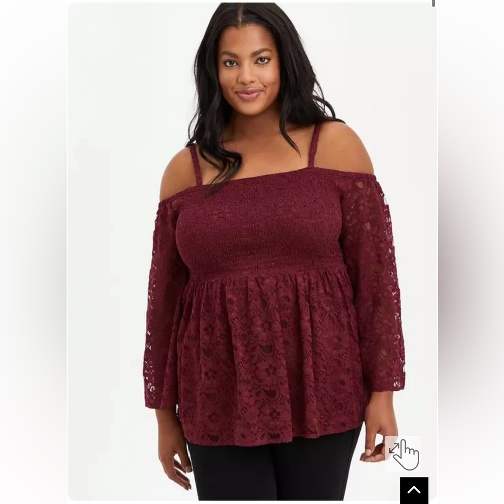 Torrid Babydoll Lace Smocked Cold Shoulder Top Size 5Xā